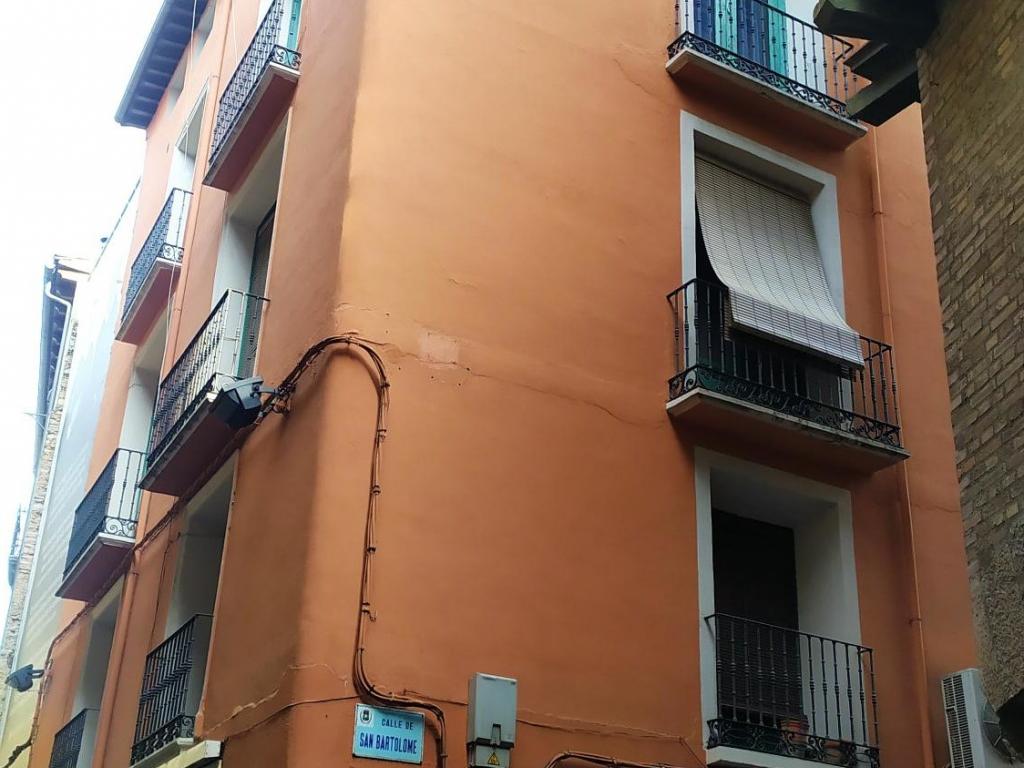 Piso en calle Argensola de Barbastro 2